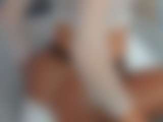 Live cam show with Aura-Powers - Oil on Camsoda