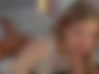 Live cam show with Aura-Powers - Erotic Dance on madthumbs