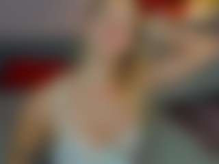 Live cam show with Aura-Powers - Doggy on nudelive.tv