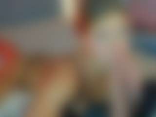 Aura-Powers's Live Sex Cam Show