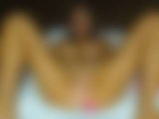aylinhoney08's Live Sex Cam Show