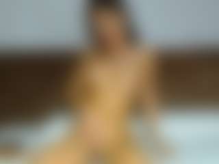 aylinhoney08's Live Sex Cam Show