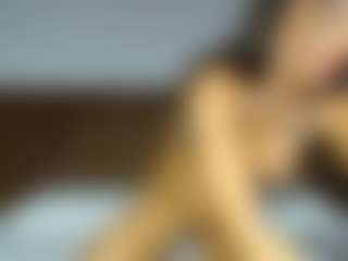 aylinhoney08's Live Sex Cam Show