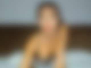 aylinhoney08's Live Sex Cam Show