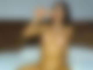 aylinhoney08's Live Sex Cam Show