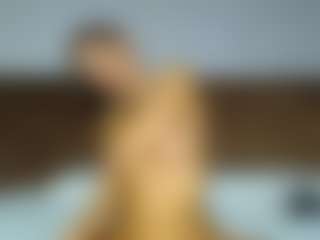 aylinhoney08's Live Sex Cam Show
