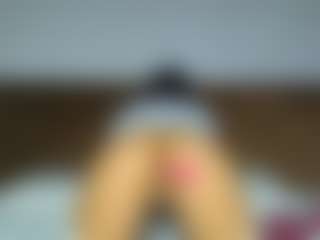 Live cam show with aylinhoney08 - Deepthroat on Camsoda