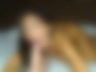 aylinhoney08's Live Sex Cam Show