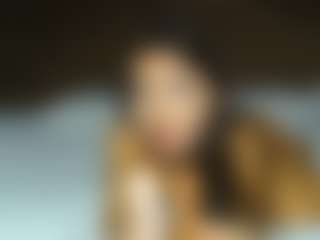 aylinhoney08's Live Sex Cam Show