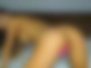 aylinhoney08's Live Sex Cam Show