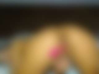 aylinhoney08's Live Sex Cam Show