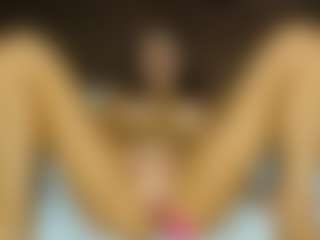 Live cam show with aylinhoney08 - Lush Toys on Streamer API
