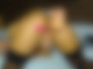 aylinhoney08's Live Sex Cam Show