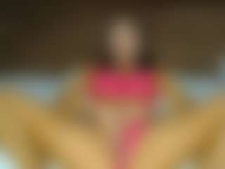 Live cam show with aylinhoney08 - Brown Hair Petite on TottyGirls