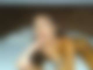 aylinhoney08's Live Sex Cam Show