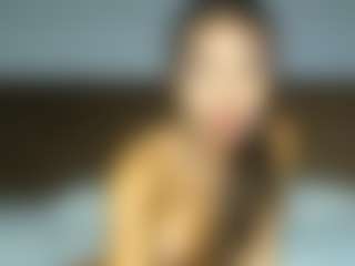 Live cam show with aylinhoney08 - Petite on Camsoda