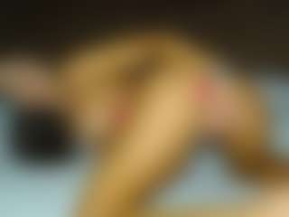 aylinhoney08's Live Sex Cam Show