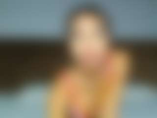 Live cam show with aylinhoney08 - Bedroom on intimatelivegirls.com