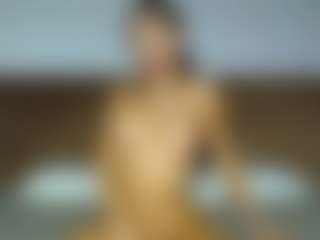Live cam show with aylinhoney08 - Drinking on TottyGirls