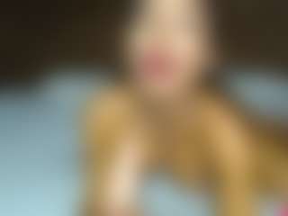 aylinhoney08's Live Sex Cam Show