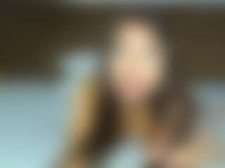 Live cam show with aylinhoney08 - Lush Brown Hair on https://playwithruby.com