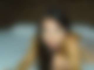 aylinhoney08's Live Sex Cam Show