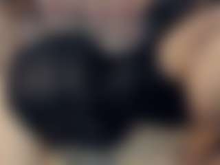 EarleneLuginbill's Live Sex Cam Show