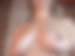 Isabella's Live Sex Cam Show