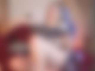 Live cam show with Isabella - Playdildo on AdultVida.com