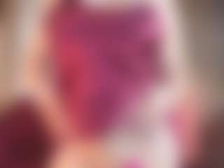 Live cam show with Isabella - Average on Milfs Live