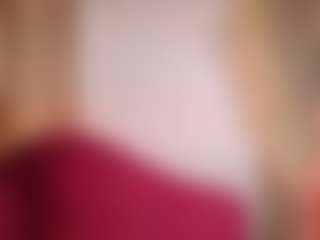 Live cam show with Isabella - Average on Streamer API