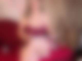 Live cam show with Isabella - Moan on CamClone