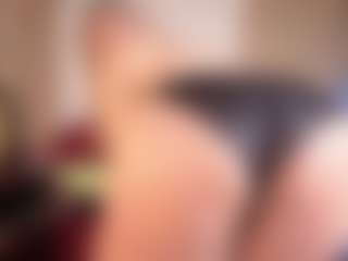 Live cam show with Isabella - BBW Middle Aged on hrnylive.com
