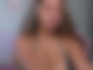 Melaanyluckk's Live Sex Cam Show