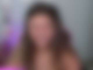 Melaanyluckk's Live Sex Cam Show