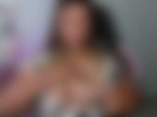 Melaanyluckk's Live Sex Cam Show