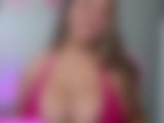 Melaanyluckk's Live Sex Cam Show