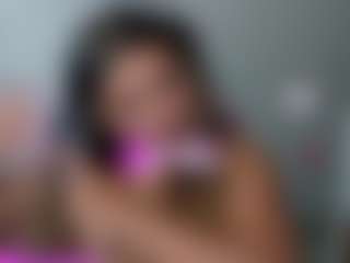 Melaanyluckk's Live Sex Cam Show
