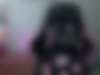 Melaanyluckk's Live Sex Cam Show