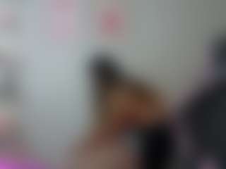 Live cam show with Melaanyluckk - Fuck Machine on Dare Cams