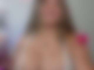 Melaanyluckk's Live Sex Cam Show