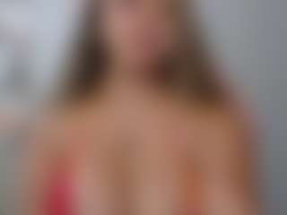 Melaanyluckk's Live Sex Cam Show