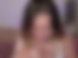 Melaanyluckk's Live Sex Cam Show
