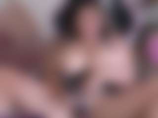 Melaanyluckk's Live Sex Cam Show