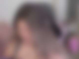 Melaanyluckk's Live Sex Cam Show