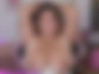 Melaanyluckk's Live Sex Cam Show