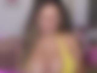Live cam show with Melaanyluckk - Fuck Machine on Free Soda