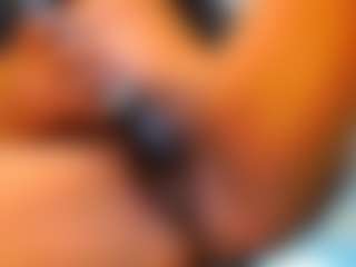 Live cam show with DarkSweetRose - Hairy Pussy on Milfs Live