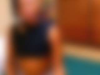 Live cam show with DarkSweetRose - Athletic Ebony on liverealitysex.com