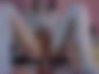 Live cam show with katusha008 - Green Eyes on AdultVida.com
